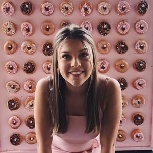 Meet your Posher, Emma